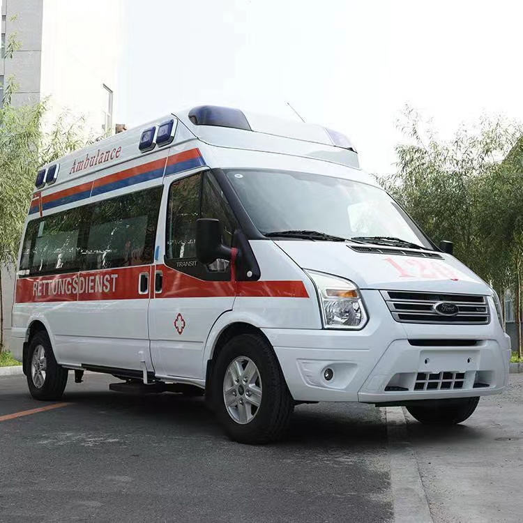 道外行动不便者长途救护车租赁：安全转运的核心注意事项​